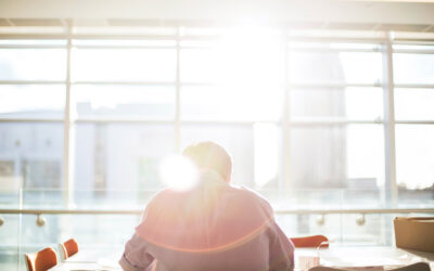 The diffence between an attorney and an advocate